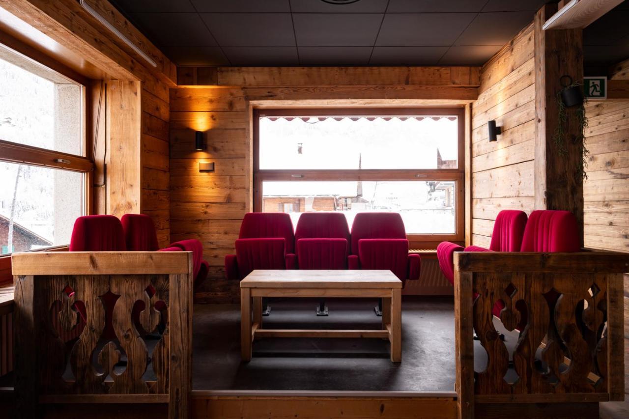 Peanut Mountain Lodge & Le Communal Val dʼIlliez Extérieur photo